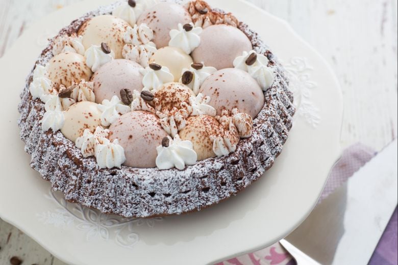 Soft tiramisu tart