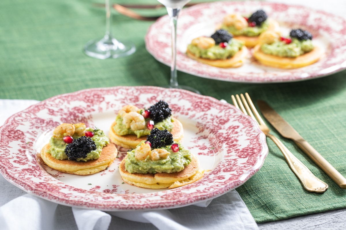 Blinis with caviar - Italian recipes by GialloZafferano