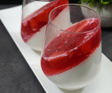 Panna Cotta with Strawberry Compote