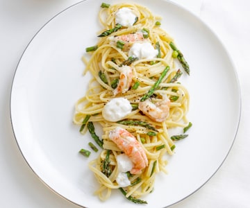 Linguine with Shrimp, Burrata, and Asparagus