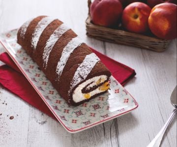 Gluten-Free Cocoa and Peach Roll