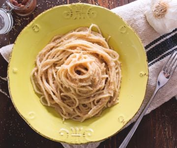 Spaghetti with Anchovies and Breadcrumbs