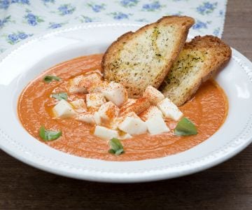 Roasted Tomato and Mozzarella Soup