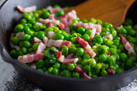 Stewed Peas with Bacon