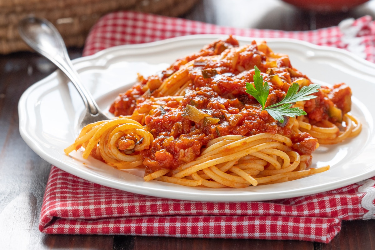 Spaghetti with Eggplant and Zucchini Sauce