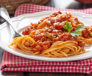 Spaghetti with Eggplant and Zucchini Sauce