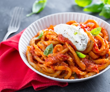 Pici with Cherry Tomatoes and Ricotta with Lemon Aroma