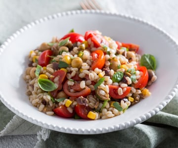 Barley Salad with Cherry Tomatoes, Corn, and Olives