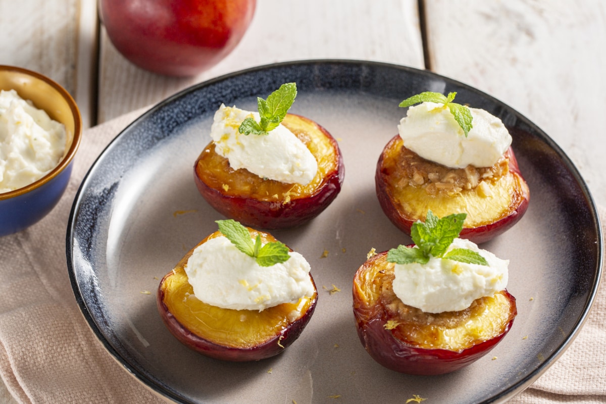 Air Fryer Stuffed Peaches