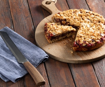 Crumble Cake with Jam