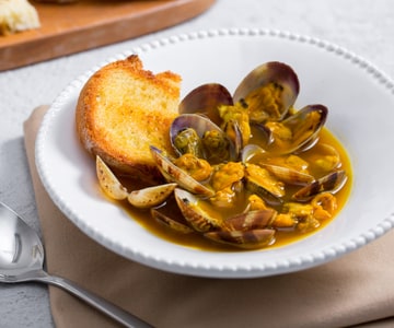 Clam Soup with Saffron