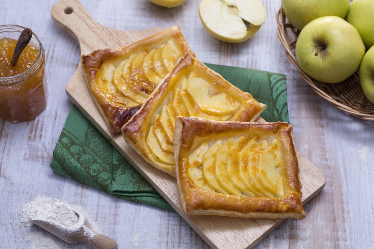 Apple Puff Pastries