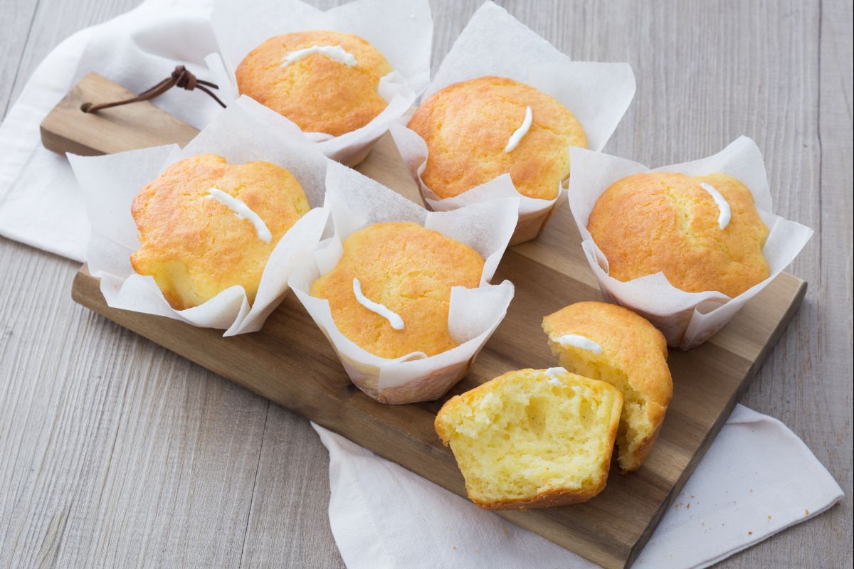 Yogurt Muffins