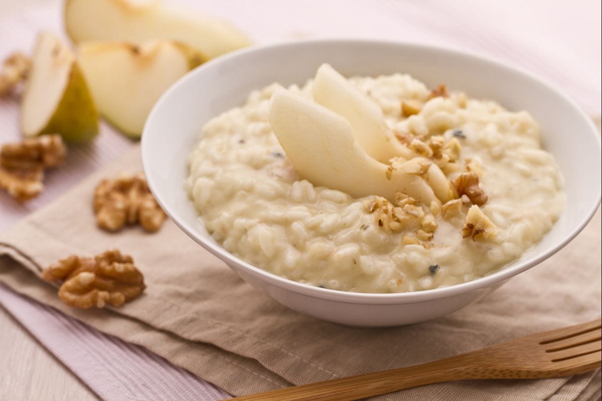 Risotto with Gorgonzola, Pears, and Walnuts