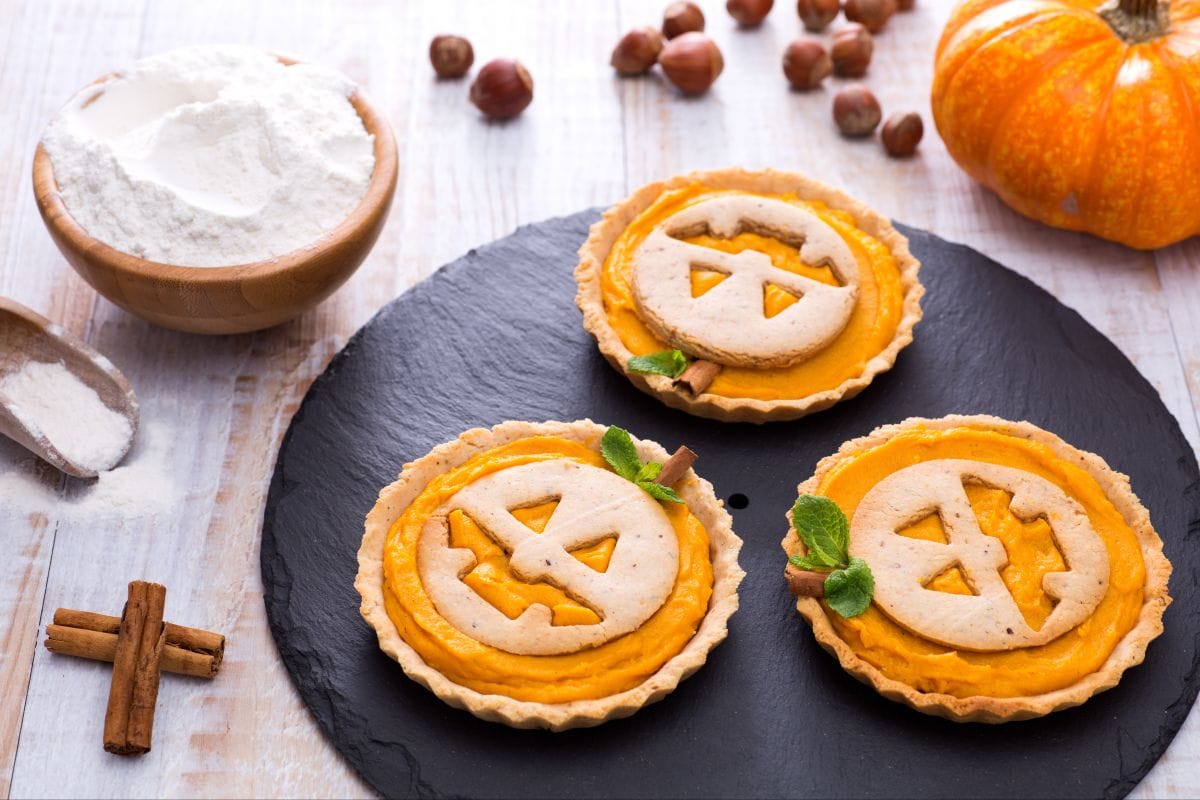 Sweet Jack O' Lantern Tartlets