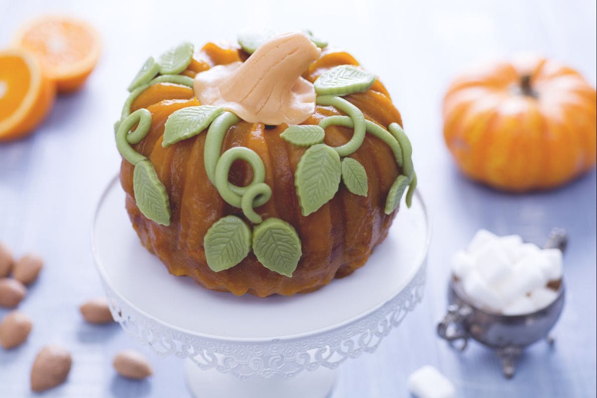 Halloween Pumpkin Cake