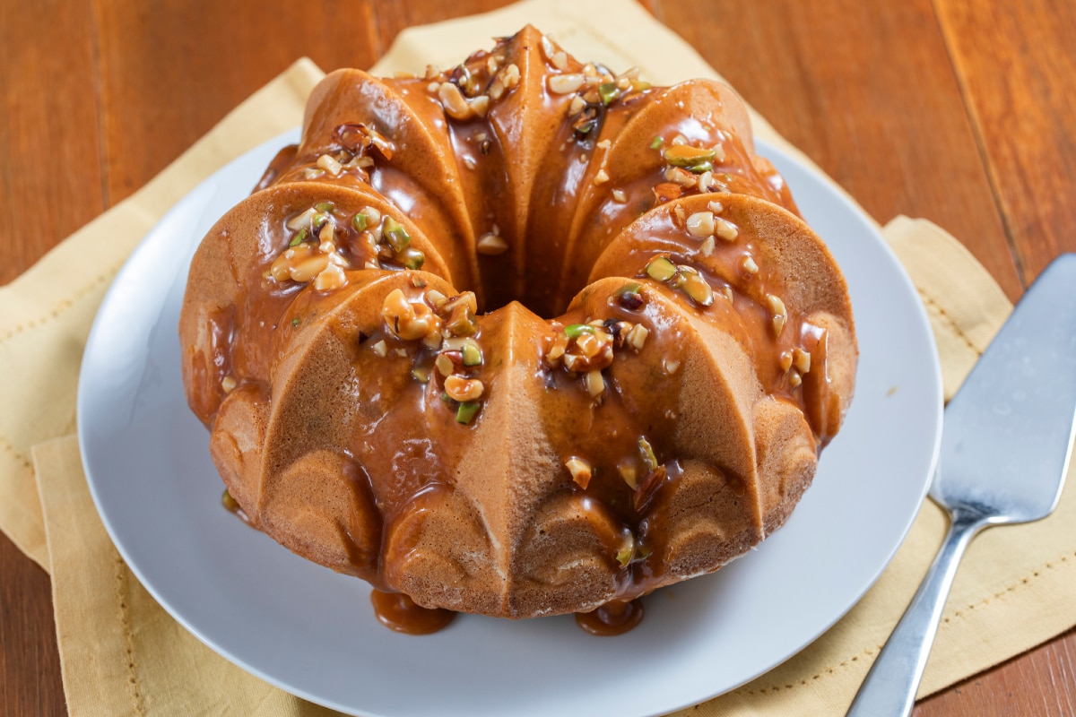 Dried fruit and caramel Bundt cake