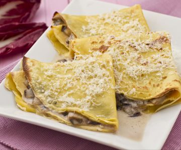 Gorgonzola and Radicchio Crepes