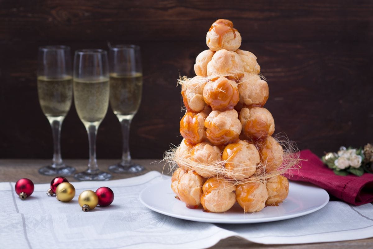 Christmas Croquembouche