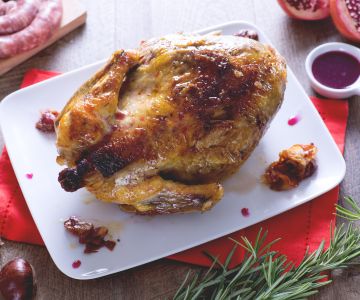 Guinea Fowl Stuffed with Chestnuts and Pomegranate Sauce