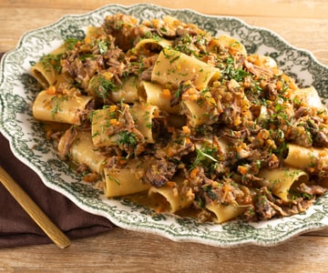 Paccheri with Rib Cut à la Genovese