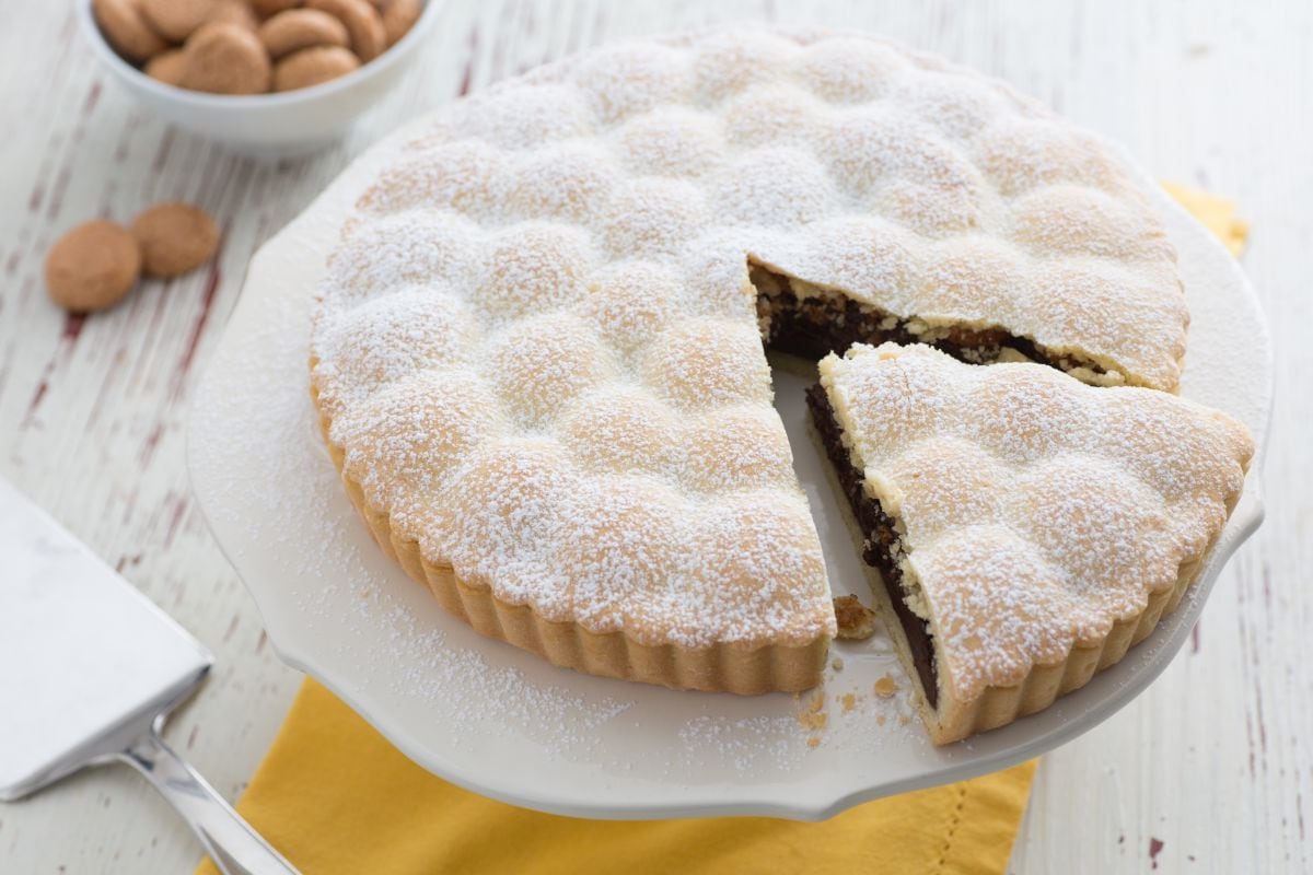 Amaretti and Chocolate Tart