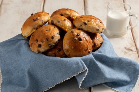 Chocolate Chip Buns