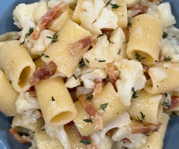 Cauliflower and guanciale pasta