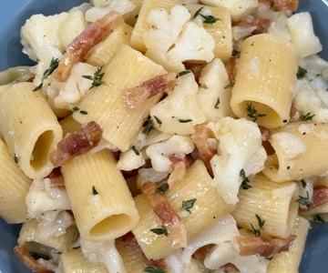 Pasta with cauliflower and guanciale